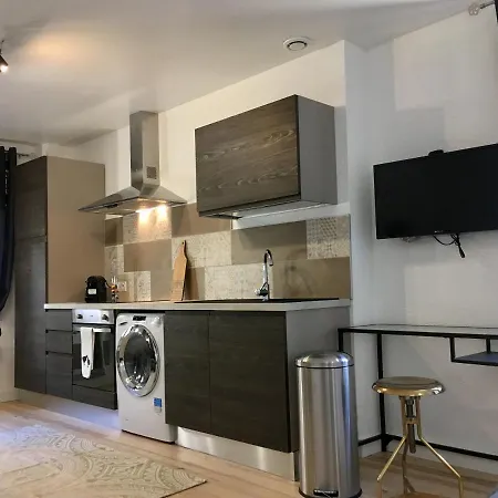 Hyper Centre, Proche Gare, Entree Independante