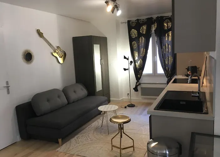 Hyper Centre, Proche Gare, Entree Independante * Valence (Drome)